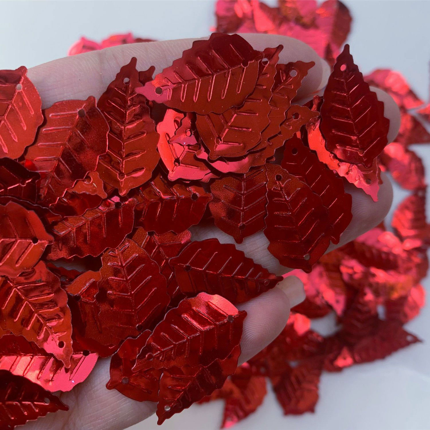 Art Craft Cup - 16mm 25mm PVC Leaf Sequins Loose