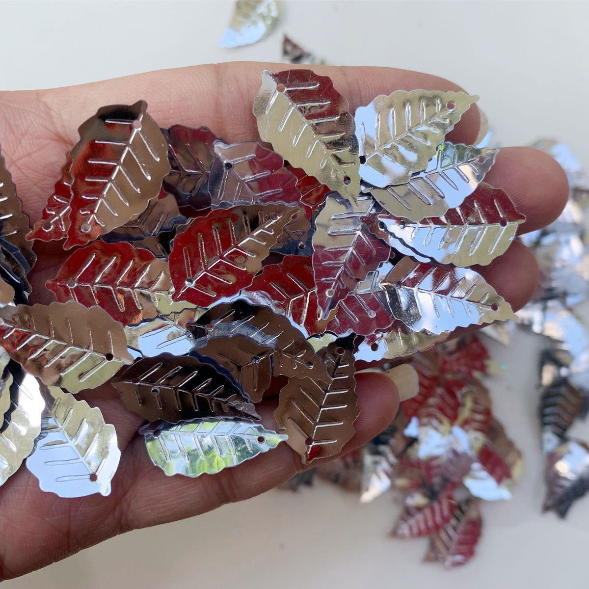 16mm 25mm PVC Leaf Sequins Loo - đánh giá và giá Art Craft Cup
